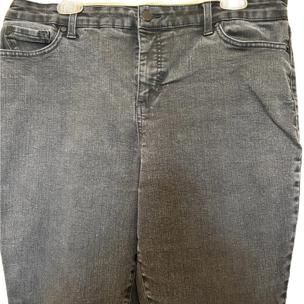 Bandolino Women's Black Jeans - Picture 3 of 7